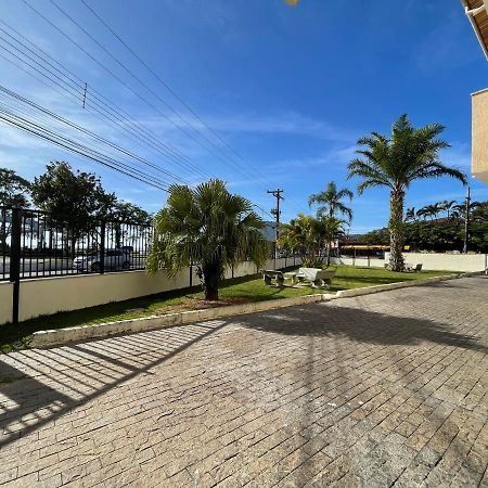 Apartamento Ubatuba, Itagua, Bem Localizado, Duas Vagas De Garagem Exterior foto