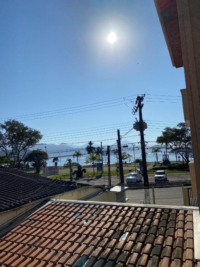 Apartamento Ubatuba, Itagua, Bem Localizado, Duas Vagas De Garagem Exterior foto